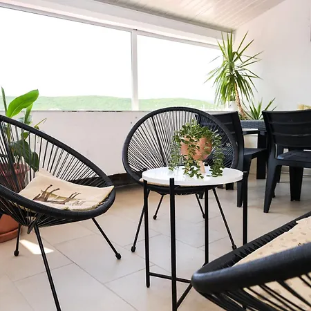 Orange Horizon Apartman